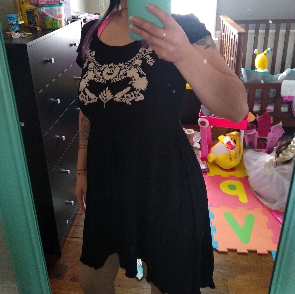 Hi-Lo dress with embroidery